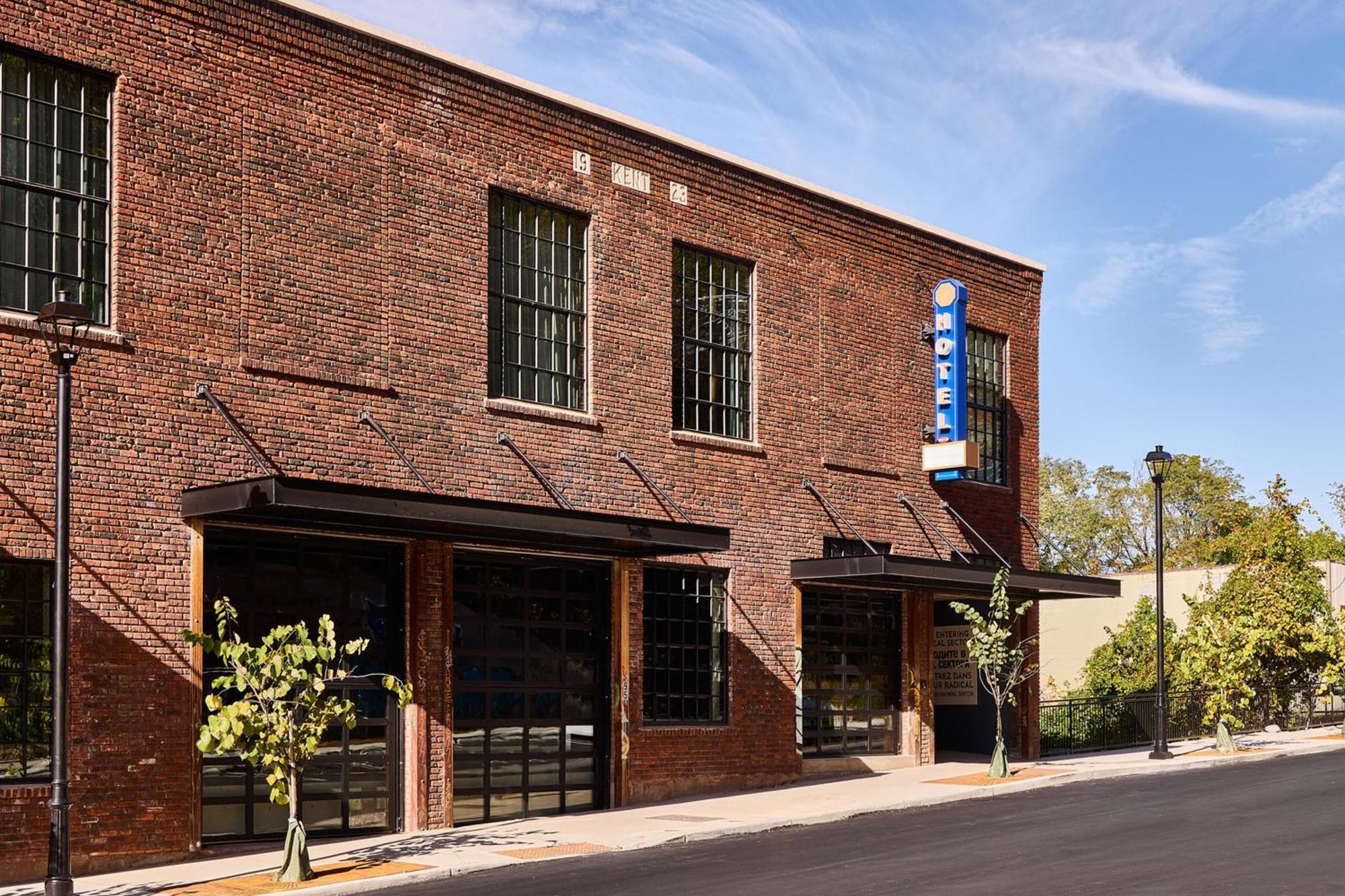 The Radical Asheville, Tapestry Collection By Hilton 4* Asheville