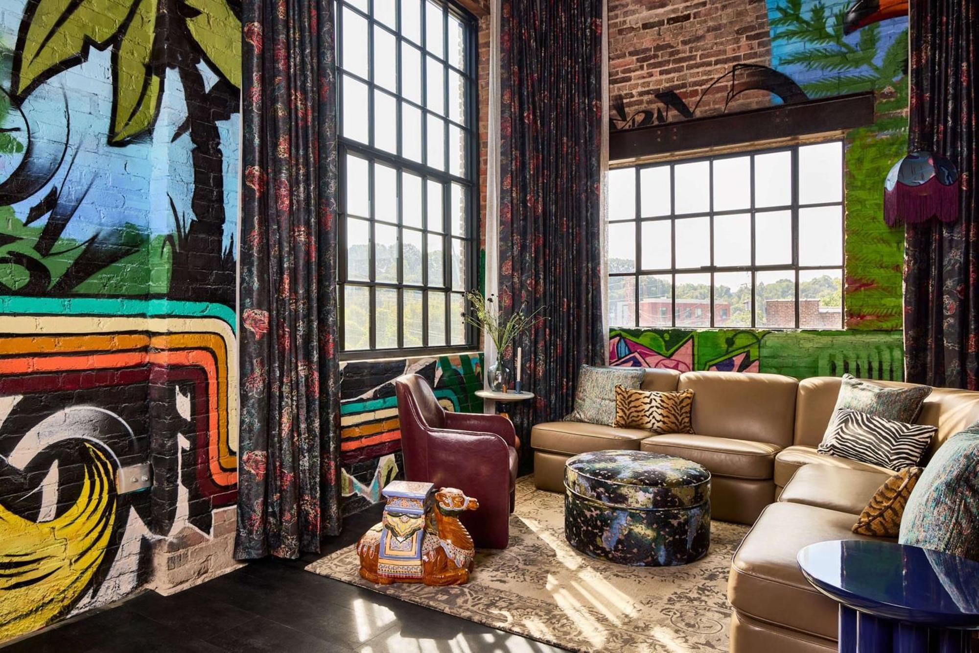 The Radical Asheville, Tapestry Collection By Hilton Hotel Asheville